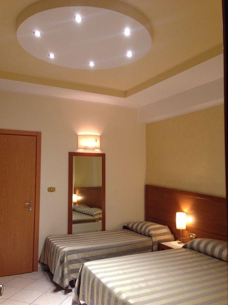 Astor Hotel Μπολόνια Εξωτερικό φωτογραφία