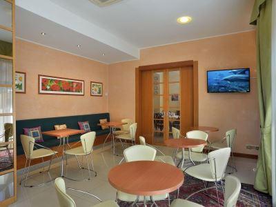 Astor Hotel Μπολόνια Εξωτερικό φωτογραφία