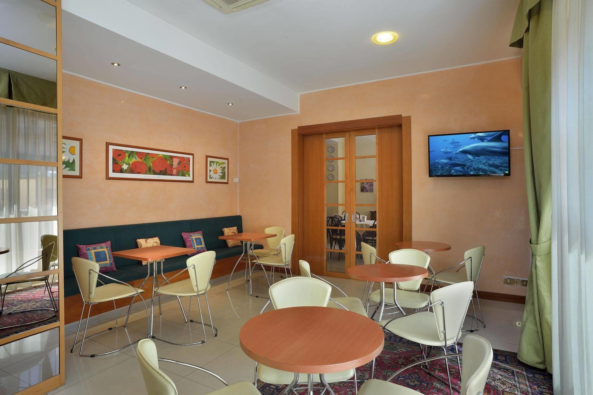 Astor Hotel Μπολόνια Εξωτερικό φωτογραφία